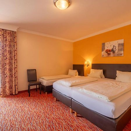 Vitalhotel Sonnblick Филлах Экстерьер фото